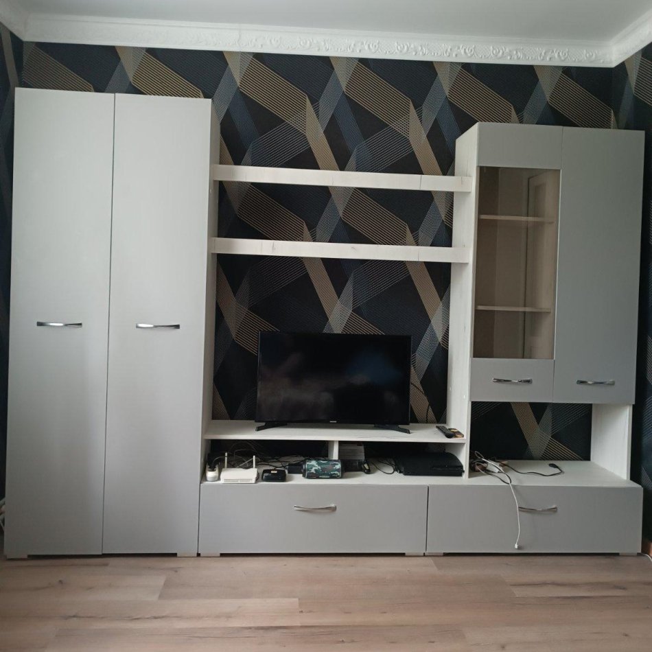 Гостиная МЛ-1 Вар.1 (Мод. сист. №-1 центр. сек.)2800 "ЗАКАЗНОЙ"